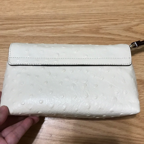 New Kate Spade Ostrich embossed wristlet clutch - Picture 3 of 6